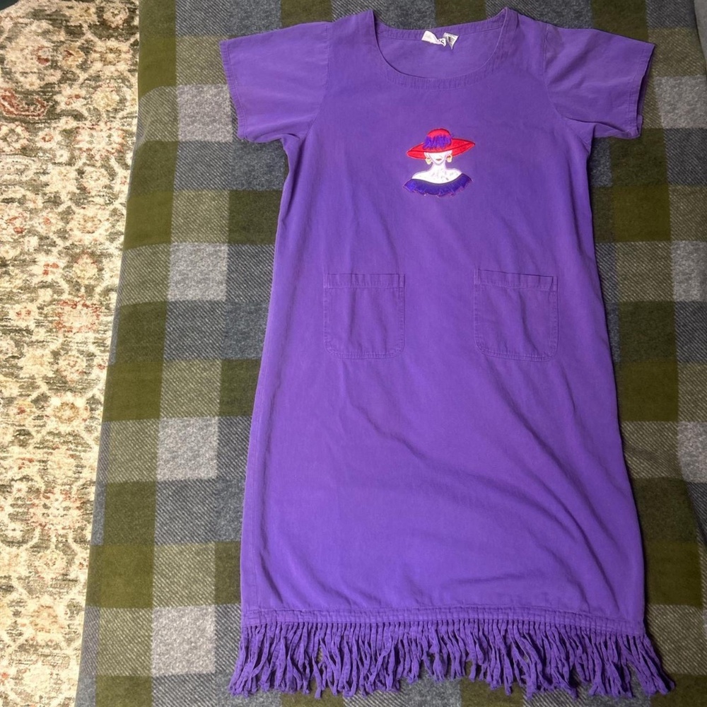 Vintage 90s purple dress with embroidered chic woman in red hat LAS OLAS size XL